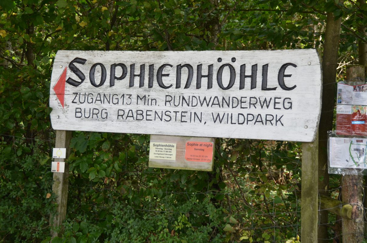 Sophienhöhle Schild